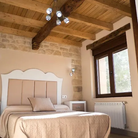 Apartman La Fabrica Villaluenga de la Vega